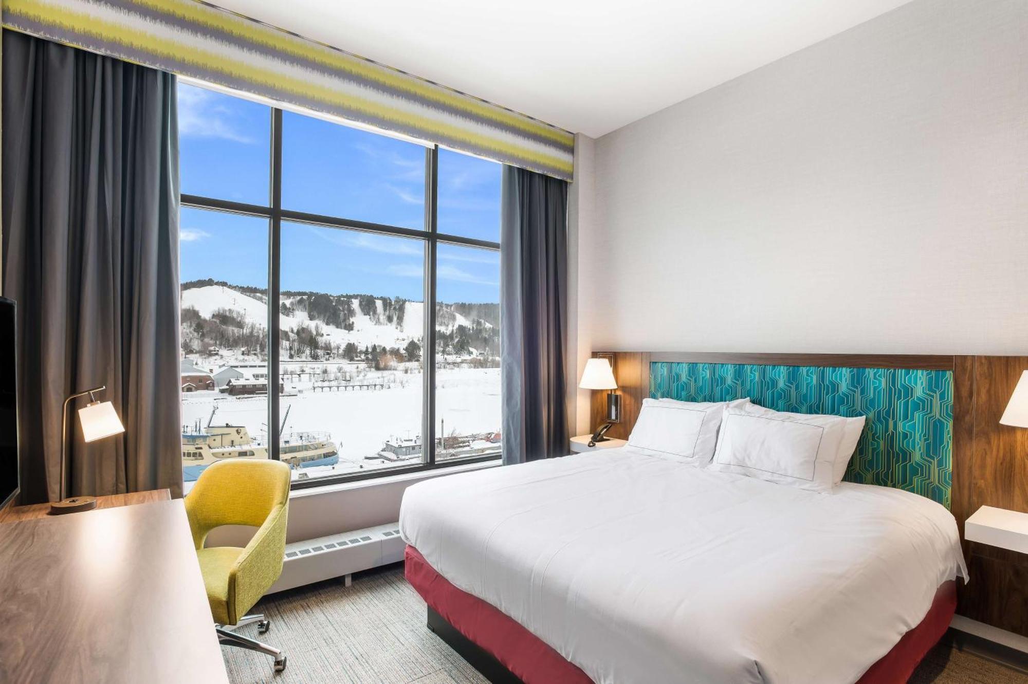 Hampton Inn & Suites 호턴 외부 사진