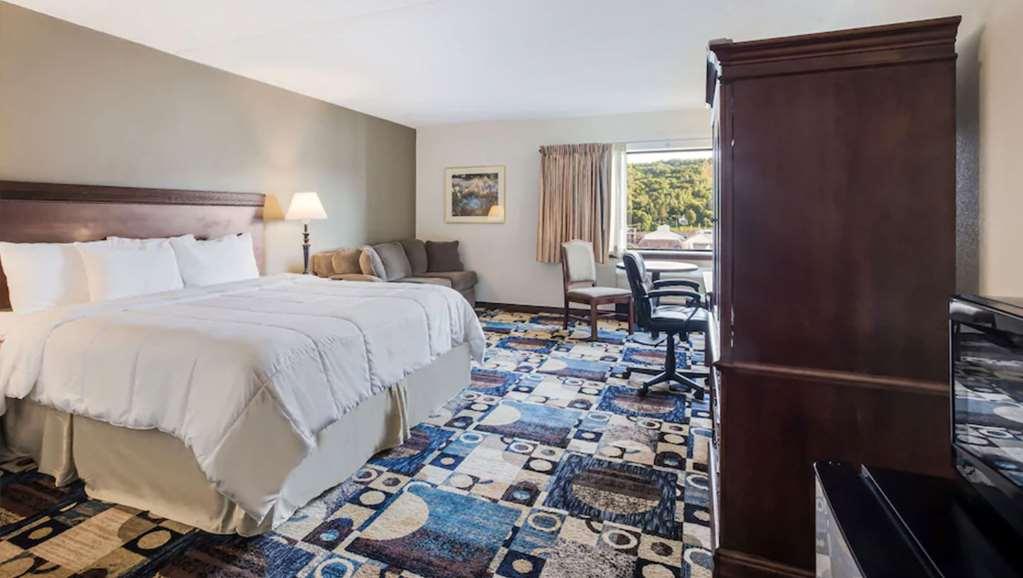Hampton Inn & Suites 호턴 객실 사진