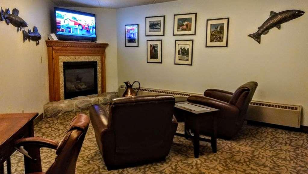 Hampton Inn & Suites 호턴 내부 사진