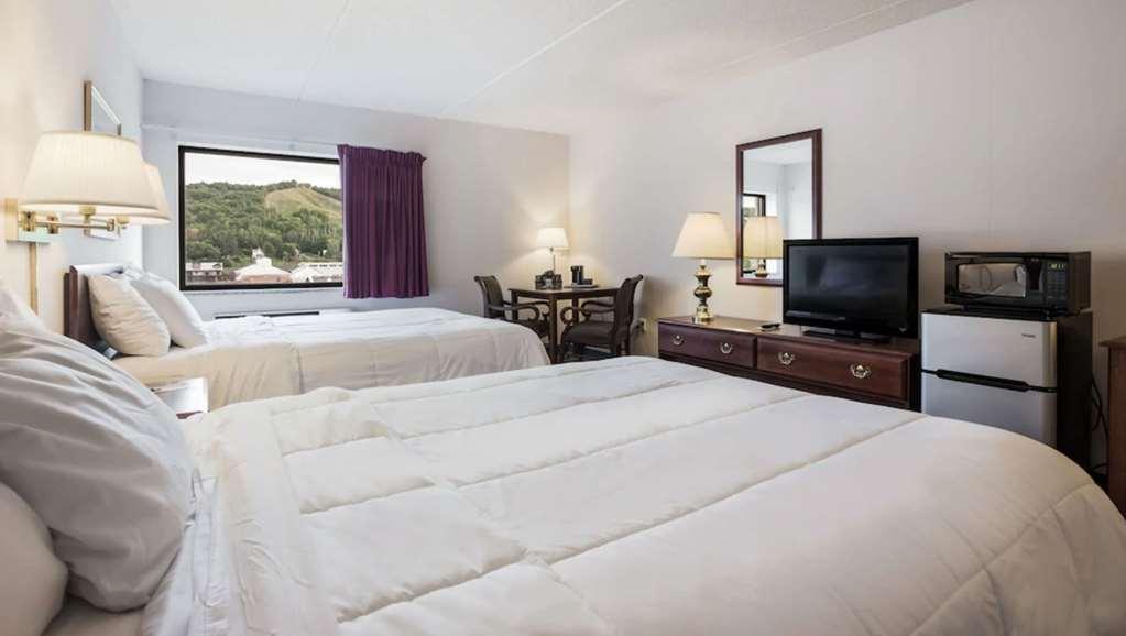 Hampton Inn & Suites 호턴 객실 사진