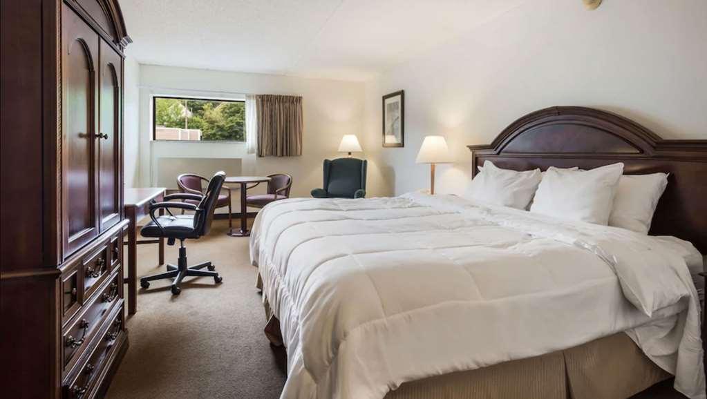 Hampton Inn & Suites 호턴 객실 사진